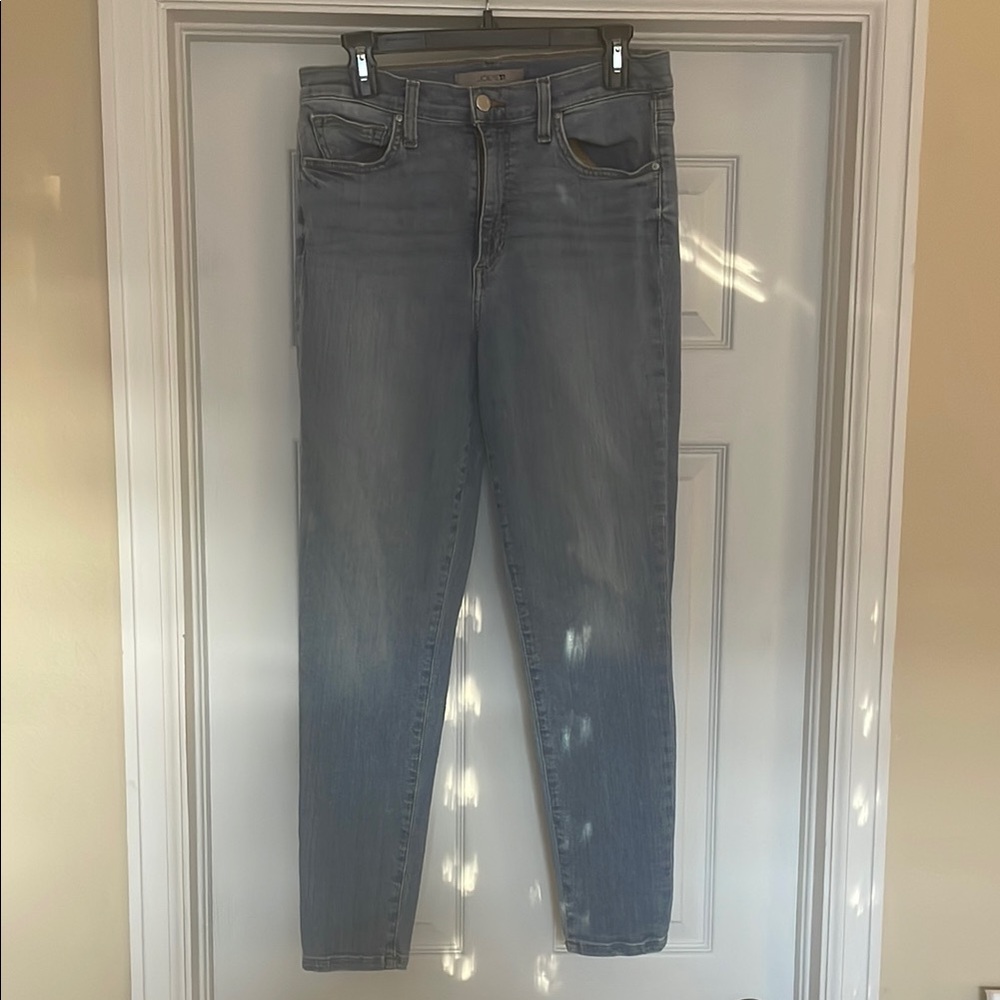 Size 30 Joe’s Jeans (Brenda style) skinny preloved